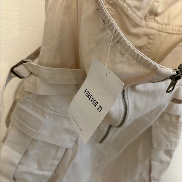 Forever 21 Cream mini dress - Picture 3 of 4